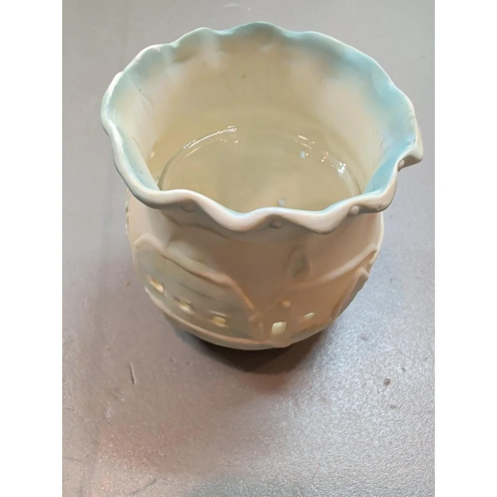 Vintage Style Ceramic Village Tealight Holder Scalloped Blue Rim Glass Insert 4